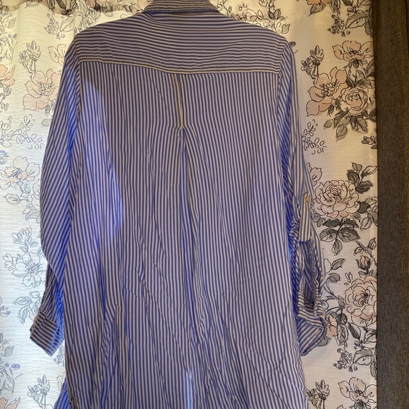 Oversized button up - Picture 2 of 2
